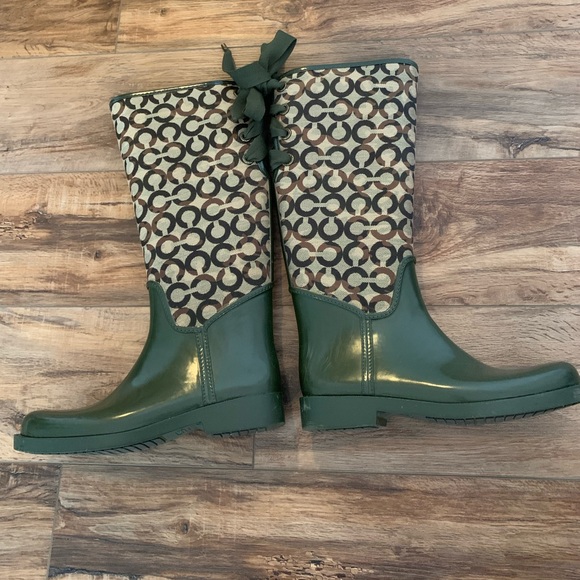 Size 10 Coach Tristee rain boots